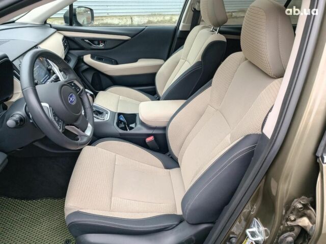 Білий Субару Аутбек, об'ємом двигуна 2.5 л та пробігом 75 тис. км за 28990 $, фото 21 на Automoto.ua