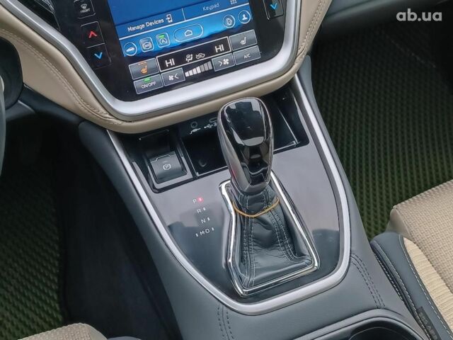 Білий Субару Аутбек, об'ємом двигуна 2.5 л та пробігом 75 тис. км за 28990 $, фото 18 на Automoto.ua