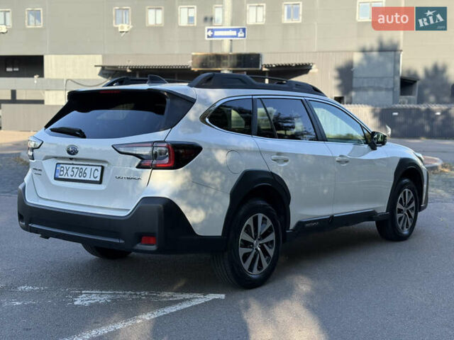 Білий Субару Аутбек, об'ємом двигуна 2.5 л та пробігом 7 тис. км за 29000 $, фото 7 на Automoto.ua