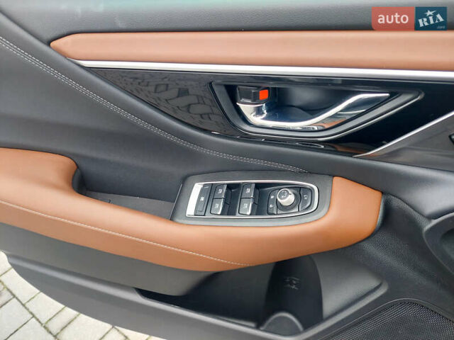 Белый Субару Аутбек, объемом двигателя 2.5 л и пробегом 8 тыс. км за 34000 $, фото 12 на Automoto.ua