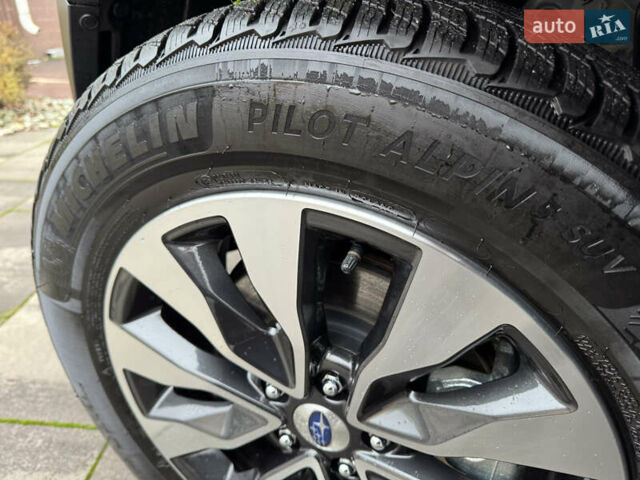 Белый Субару Аутбек, объемом двигателя 2.5 л и пробегом 7 тыс. км за 28800 $, фото 16 на Automoto.ua