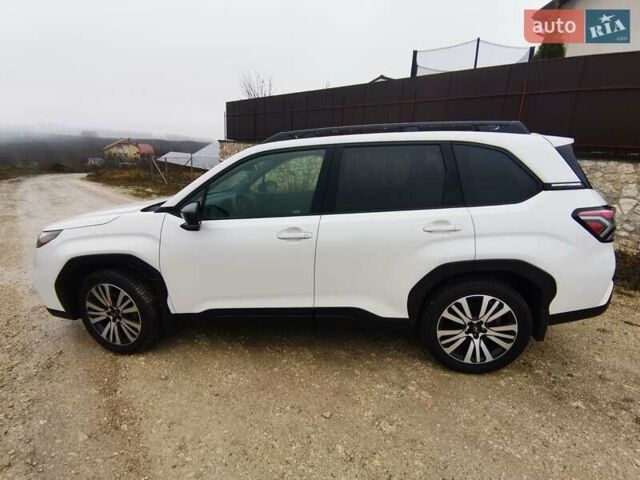 Білий Субару Аутбек, об'ємом двигуна 2.5 л та пробігом 20 тис. км за 27999 $, фото 6 на Automoto.ua