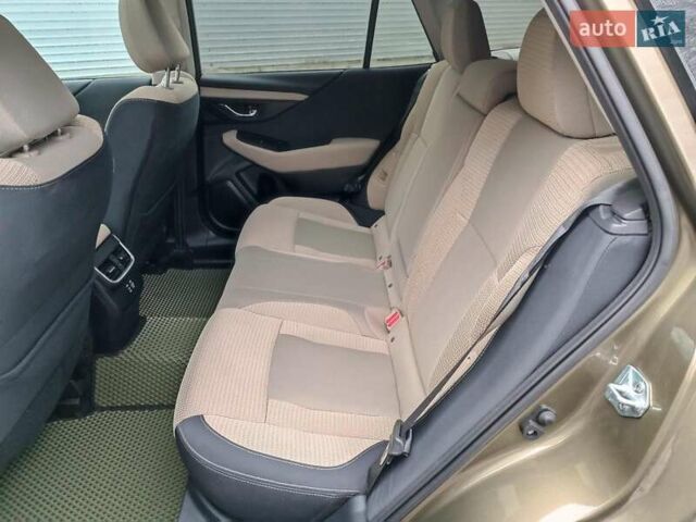 Белый Субару Аутбек, объемом двигателя 2.5 л и пробегом 75 тыс. км за 28990 $, фото 13 на Automoto.ua