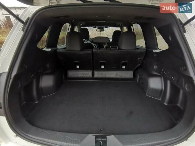 Білий Субару Аутбек, об'ємом двигуна 2.5 л та пробігом 20 тис. км за 27999 $, фото 21 на Automoto.ua