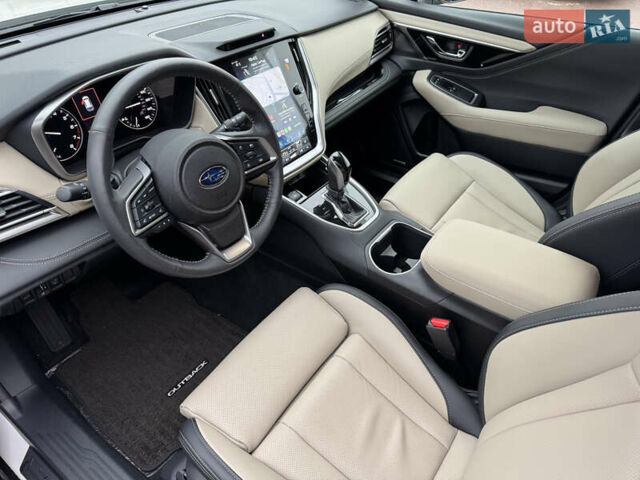 Белый Субару Аутбек, объемом двигателя 2.5 л и пробегом 7 тыс. км за 28800 $, фото 10 на Automoto.ua