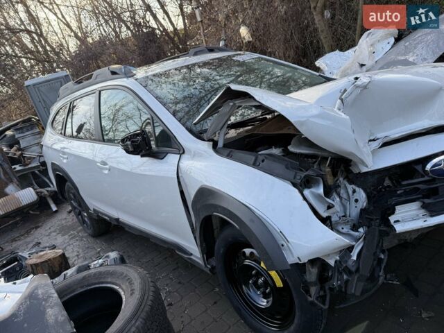 Білий Субару Аутбек, об'ємом двигуна 2.5 л та пробігом 19 тис. км за 13800 $, фото 6 на Automoto.ua