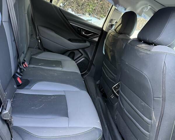 Белый Субару Аутбек, объемом двигателя 2.5 л и пробегом 19 тыс. км за 15000 $, фото 10 на Automoto.ua