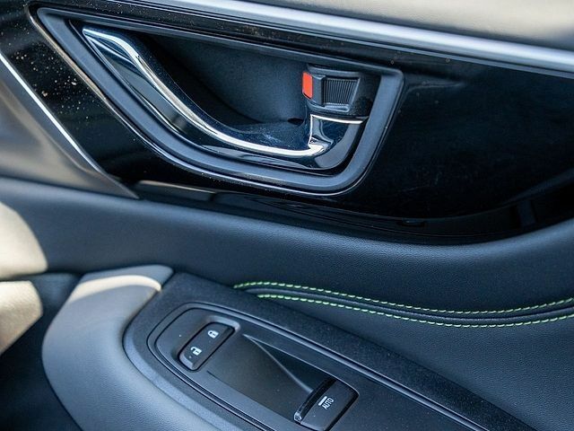 Белый Субару Аутбек, объемом двигателя 2.39 л и пробегом 9 тыс. км за 33500 $, фото 25 на Automoto.ua