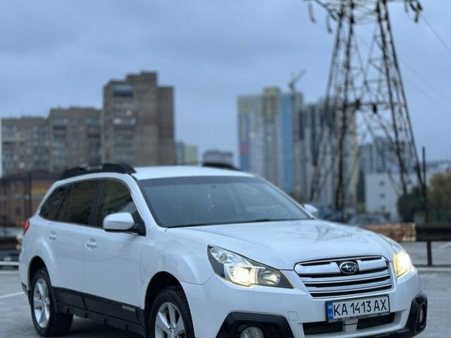 Субару Аутбек 2013 у Києві на Automoto.ua Білий Субару Аутбек, об'ємом двигуна 2.5 л та пробігом 169 тис. км за 8900 $, фото 3 на Automoto.ua