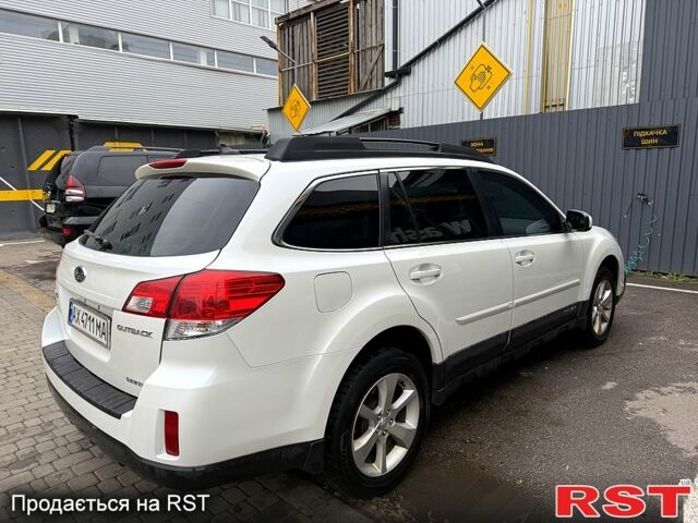 Білий Субару Аутбек, об'ємом двигуна 2.5 л та пробігом 220 тис. км за 12499 $, фото 2 на Automoto.ua