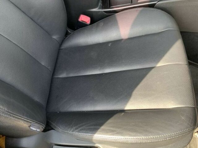 Белый Субару Аутбек, объемом двигателя 0 л и пробегом 100 тыс. км за 2267 $, фото 4 на Automoto.ua