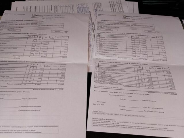 Белый Субару Аутбек, объемом двигателя 2 л и пробегом 243 тыс. км за 9999 $, фото 20 на Automoto.ua