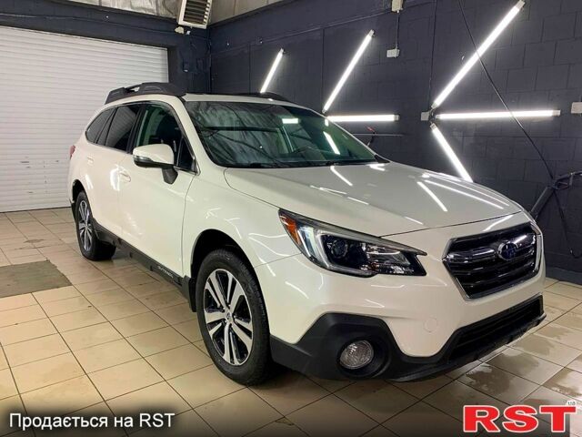 Белый Субару Аутбек, объемом двигателя 2.5 л и пробегом 84 тыс. км за 18999 $, фото 7 на Automoto.ua