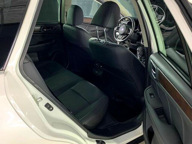 Белый Субару Аутбек, объемом двигателя 2.5 л и пробегом 84 тыс. км за 18999 $, фото 12 на Automoto.ua