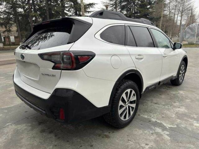 Белый Субару Аутбек, объемом двигателя 2.5 л и пробегом 39 тыс. км за 11700 $, фото 4 на Automoto.ua