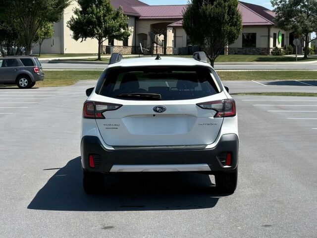 Белый Субару Аутбек, объемом двигателя 2.5 л и пробегом 30 тыс. км за 16000 $, фото 4 на Automoto.ua