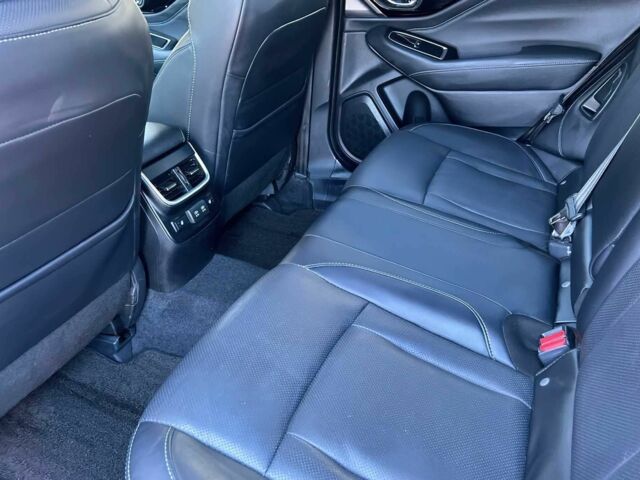 Белый Субару Аутбек, объемом двигателя 2.4 л и пробегом 29 тыс. км за 5800 $, фото 9 на Automoto.ua