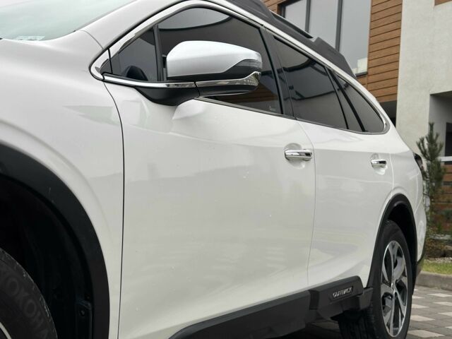 Білий Субару Аутбек, об'ємом двигуна 2.4 л та пробігом 46 тис. км за 26990 $, фото 5 на Automoto.ua