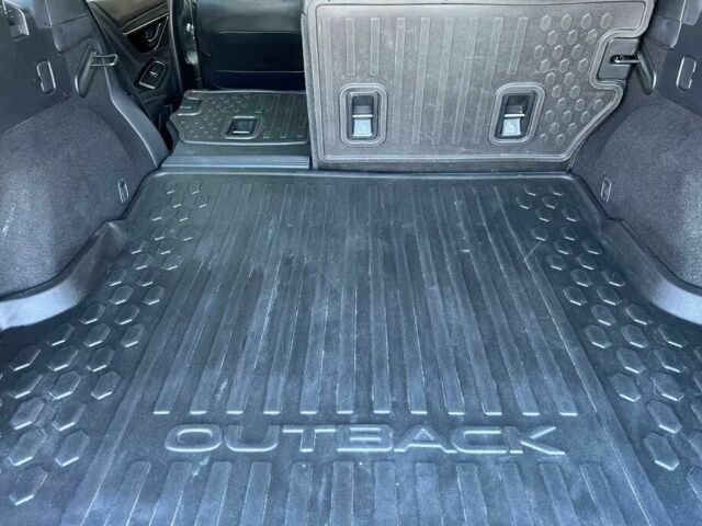 Белый Субару Аутбек, объемом двигателя 2.4 л и пробегом 29 тыс. км за 5800 $, фото 10 на Automoto.ua