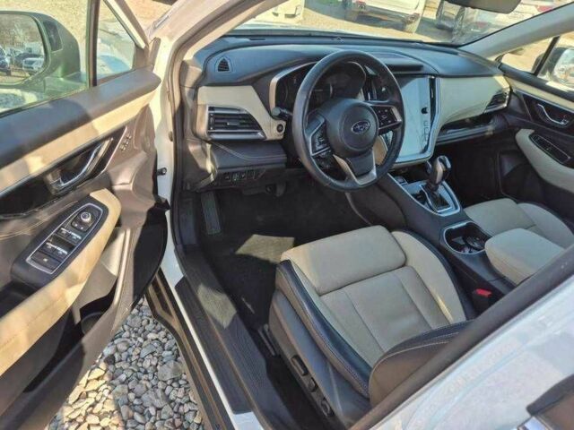 Білий Субару Аутбек, об'ємом двигуна 2.5 л та пробігом 49 тис. км за 18500 $, фото 6 на Automoto.ua