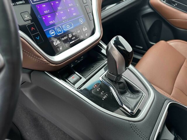 Білий Субару Аутбек, об'ємом двигуна 2.4 л та пробігом 46 тис. км за 26990 $, фото 13 на Automoto.ua