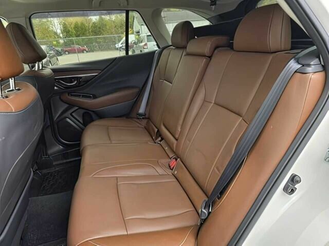 Білий Субару Аутбек, об'ємом двигуна 2.5 л та пробігом 14 тис. км за 20000 $, фото 14 на Automoto.ua