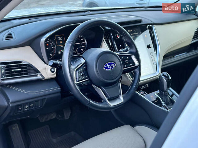 Білий Субару Аутбек, об'ємом двигуна 2.5 л та пробігом 6 тис. км за 32000 $, фото 11 на Automoto.ua