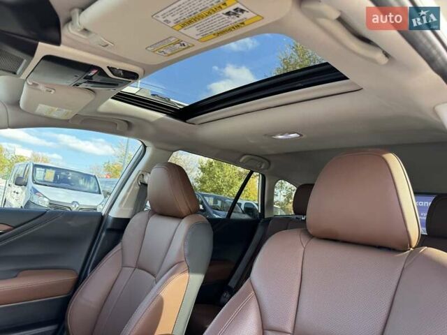 Белый Субару Аутбек, объемом двигателя 2.39 л и пробегом 28 тыс. км за 27800 $, фото 21 на Automoto.ua