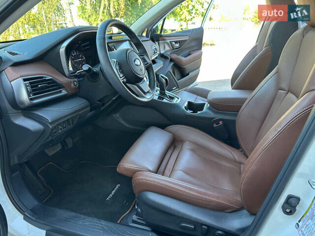 Білий Субару Аутбек, об'ємом двигуна 2.39 л та пробігом 28 тис. км за 29999 $, фото 8 на Automoto.ua