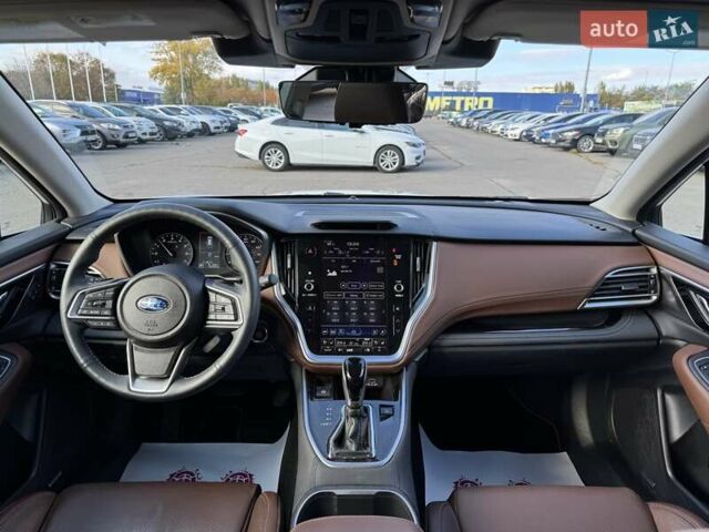 Белый Субару Аутбек, объемом двигателя 2.39 л и пробегом 28 тыс. км за 27800 $, фото 16 на Automoto.ua