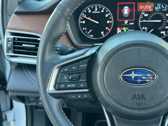 Білий Субару Аутбек, об'ємом двигуна 2.39 л та пробігом 28 тис. км за 29999 $, фото 20 на Automoto.ua