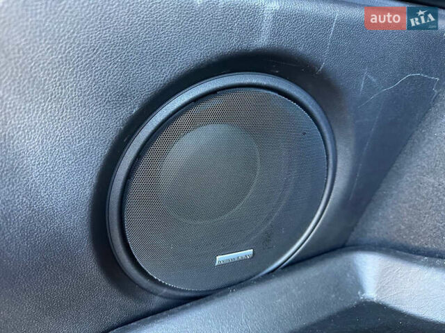 Білий Субару Аутбек, об'ємом двигуна 2.39 л та пробігом 28 тис. км за 29999 $, фото 57 на Automoto.ua