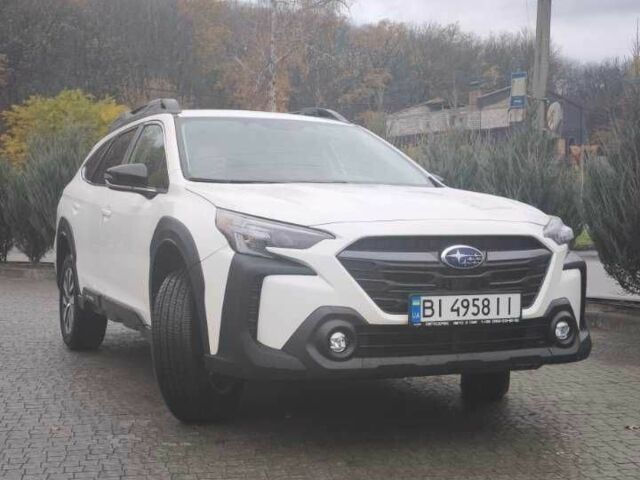 Белый Субару Аутбек, объемом двигателя 2.5 л и пробегом 3 тыс. км за 27800 $, фото 5 на Automoto.ua