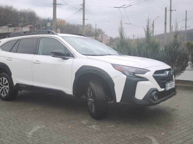 Белый Субару Аутбек, объемом двигателя 2.5 л и пробегом 3 тыс. км за 27800 $, фото 6 на Automoto.ua