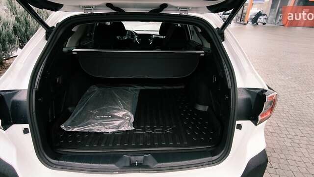 Белый Субару Аутбек, объемом двигателя 2.5 л и пробегом 3 тыс. км за 27800 $, фото 18 на Automoto.ua