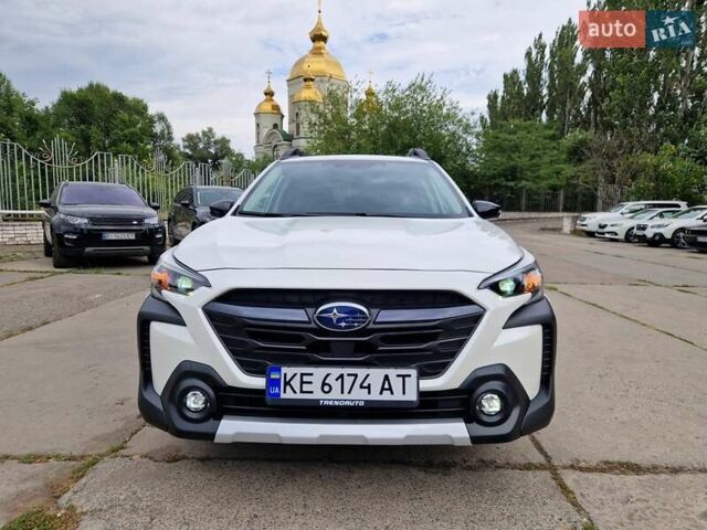 Білий Субару Аутбек, об'ємом двигуна 2.5 л та пробігом 28 тис. км за 29300 $, фото 1 на Automoto.ua