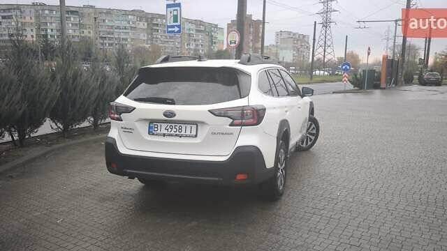 Белый Субару Аутбек, объемом двигателя 2.5 л и пробегом 3 тыс. км за 27800 $, фото 7 на Automoto.ua