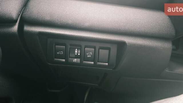 Белый Субару Аутбек, объемом двигателя 2.5 л и пробегом 3 тыс. км за 27800 $, фото 16 на Automoto.ua