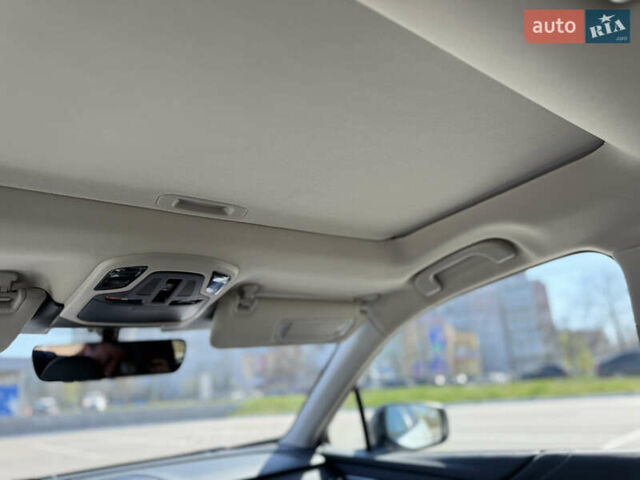 Білий Субару Аутбек, об'ємом двигуна 2.5 л та пробігом 1 тис. км за 30900 $, фото 18 на Automoto.ua
