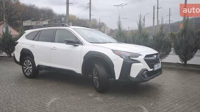 Белый Субару Аутбек, объемом двигателя 2.5 л и пробегом 3 тыс. км за 27800 $, фото 11 на Automoto.ua