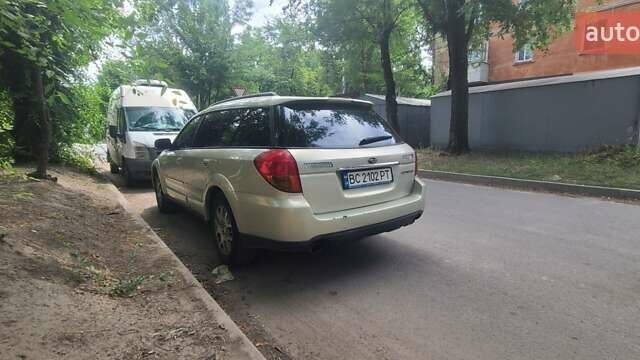Бежевий Субару Аутбек, об'ємом двигуна 2.46 л та пробігом 300 тис. км за 5400 $, фото 7 на Automoto.ua