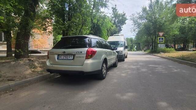 Бежевий Субару Аутбек, об'ємом двигуна 2.46 л та пробігом 300 тис. км за 5400 $, фото 5 на Automoto.ua