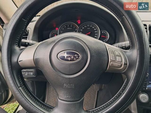 Бежевый Субару Аутбек, объемом двигателя 2.5 л и пробегом 290 тыс. км за 6000 $, фото 13 на Automoto.ua
