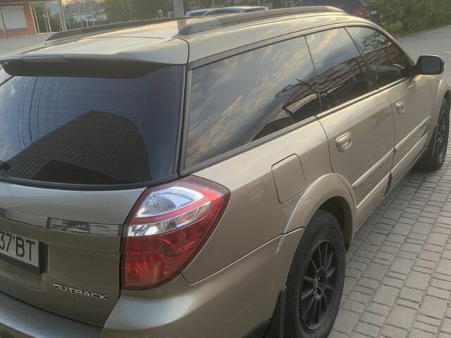 Бежевый Субару Аутбек, объемом двигателя 3 л и пробегом 360 тыс. км за 6500 $, фото 7 на Automoto.ua