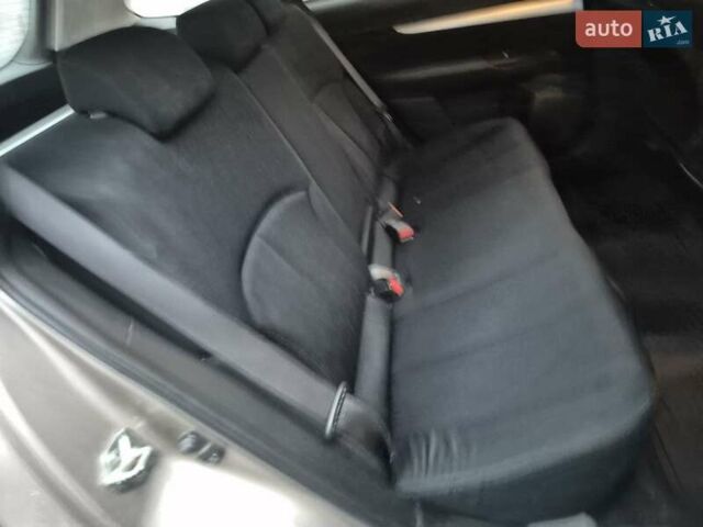 Бежевый Субару Аутбек, объемом двигателя 2.46 л и пробегом 232 тыс. км за 11500 $, фото 17 на Automoto.ua