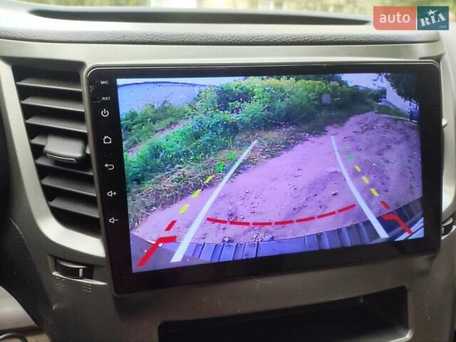 Бежевый Субару Аутбек, объемом двигателя 2.46 л и пробегом 250 тыс. км за 9500 $, фото 15 на Automoto.ua