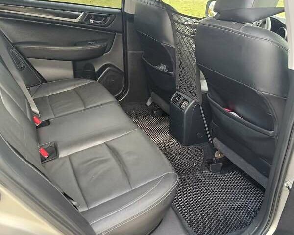 Бежевый Субару Аутбек, объемом двигателя 2 л и пробегом 222 тыс. км за 17900 $, фото 14 на Automoto.ua