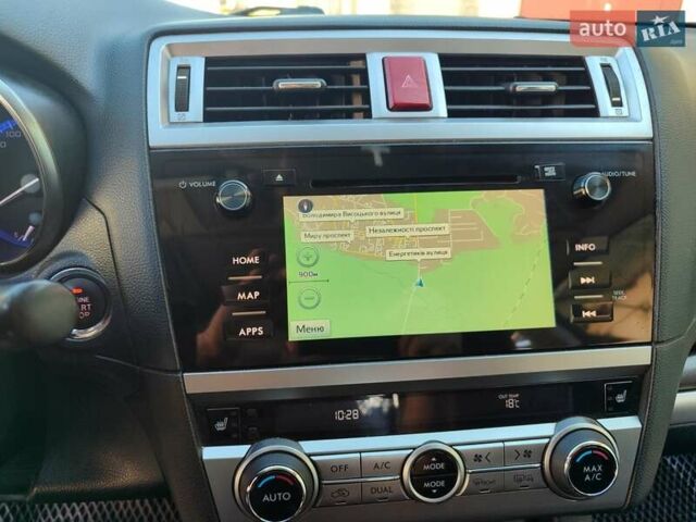 Бежевий Субару Аутбек, об'ємом двигуна 2 л та пробігом 220 тис. км за 16500 $, фото 5 на Automoto.ua