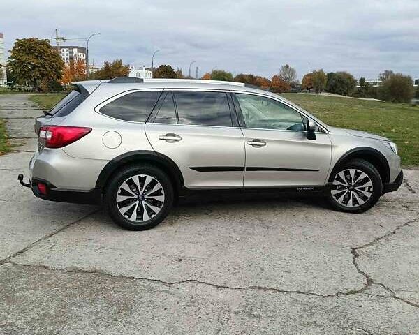 Бежевый Субару Аутбек, объемом двигателя 2 л и пробегом 222 тыс. км за 17900 $, фото 7 на Automoto.ua