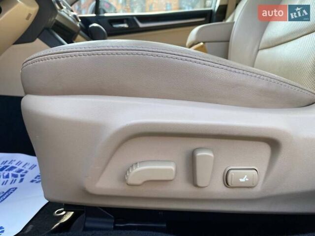 Бежевий Субару Аутбек, об'ємом двигуна 2 л та пробігом 142 тис. км за 18700 $, фото 22 на Automoto.ua
